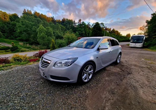 samochody osobowe Opel Insignia cena 21000 przebieg: 263500, rok produkcji 2009 z Lesko